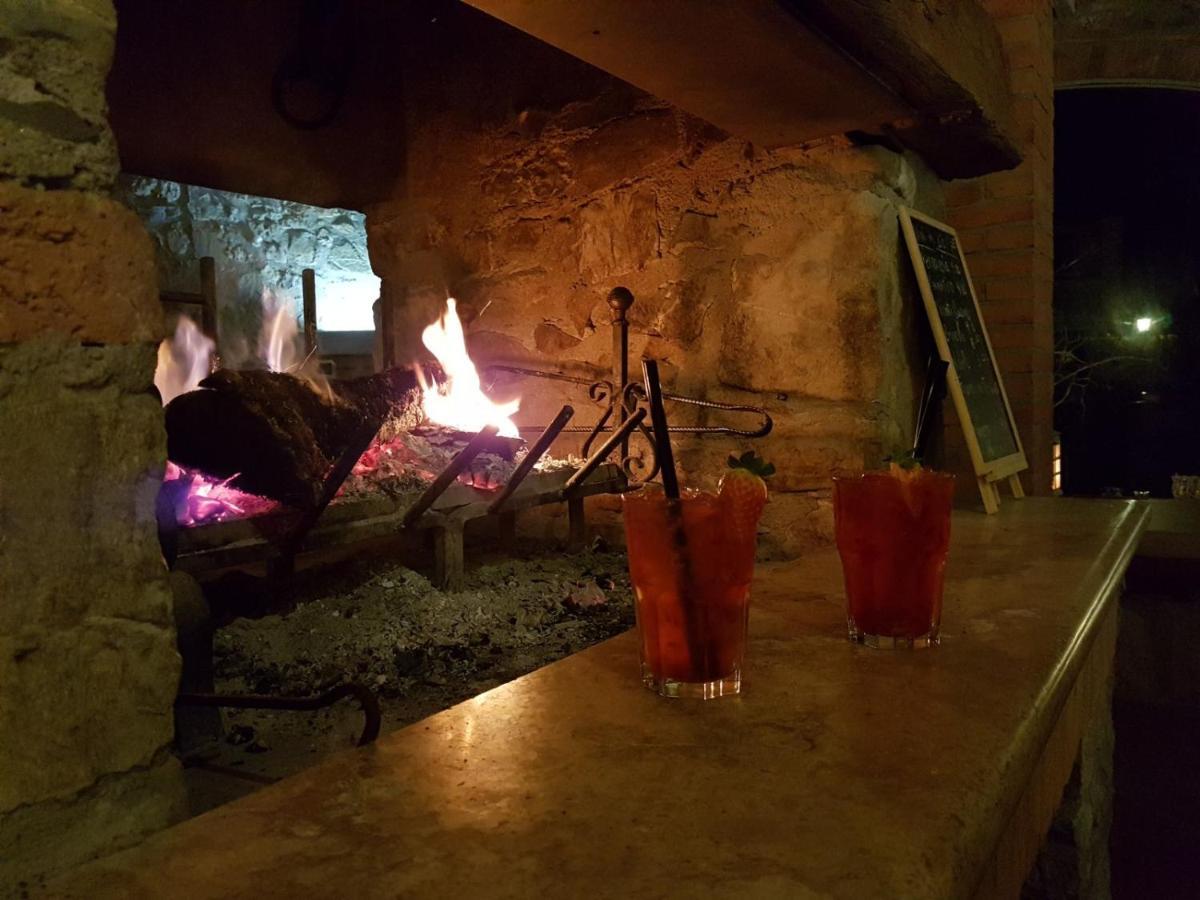 Mulino Di Quercegrossa Villa Bagian luar foto