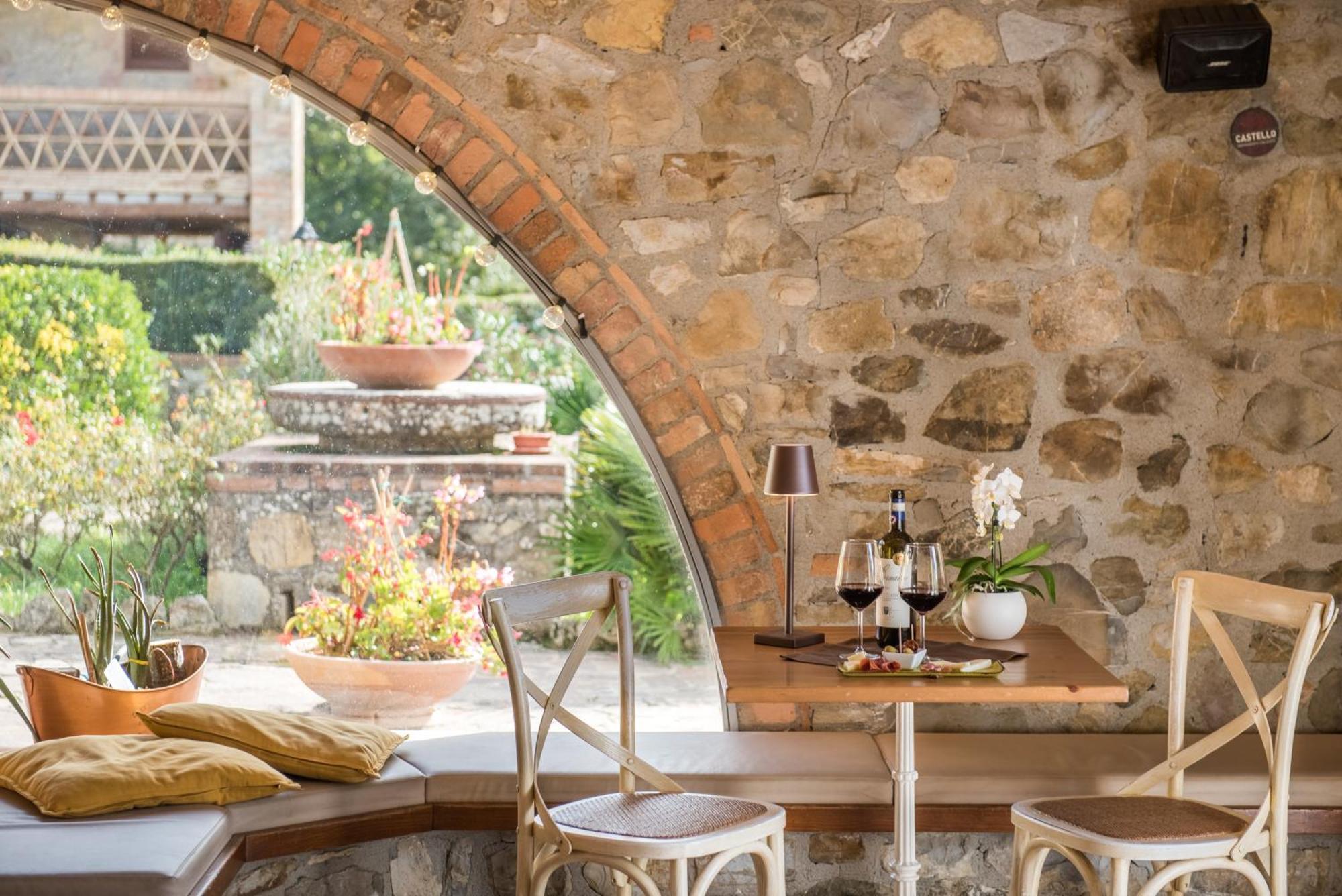 Mulino Di Quercegrossa Villa Bagian luar foto